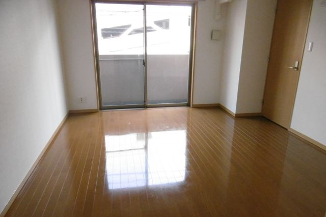 リバーハウスキヘイの居間・リビング|別部屋写真になります