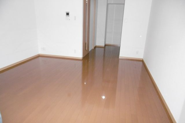 リバーハウスキヘイの洋室|別部屋写真になります