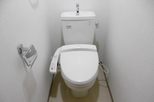 リバーハウスキヘイのトイレ|別部屋写真になります