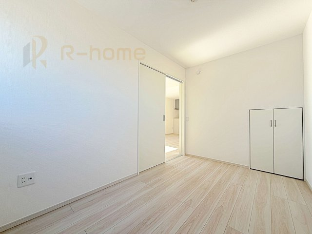 水戸市河和田12期　新築戸建て　1号棟の洋室|1階洋室はゲストルーム、キッズスペースとしても利用可能♪