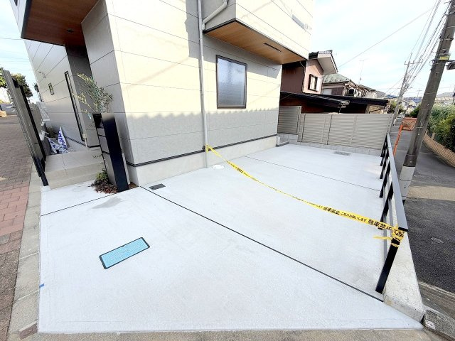 福生市武蔵野台2丁目　中古戸建の駐車場