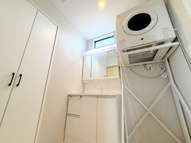 福生市武蔵野台2丁目　中古戸建の洗面所