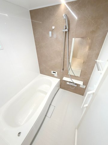 福生市武蔵野台2丁目　中古戸建の浴室