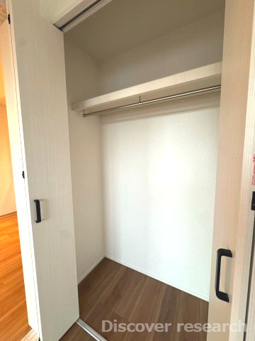 石神井公園ヒミコマンションの収納|【クローゼット】
服や荷物を収納しておけます。