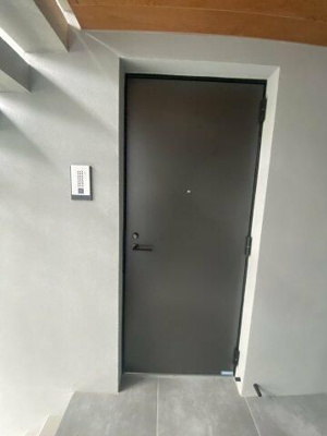 【玄関】 |  ｃｒｏｓｔｏｎｅ大山