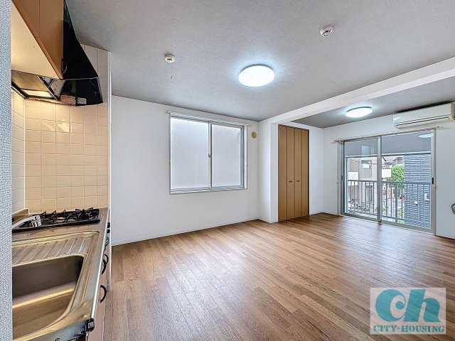 石川ビル 201号室の居間・リビング