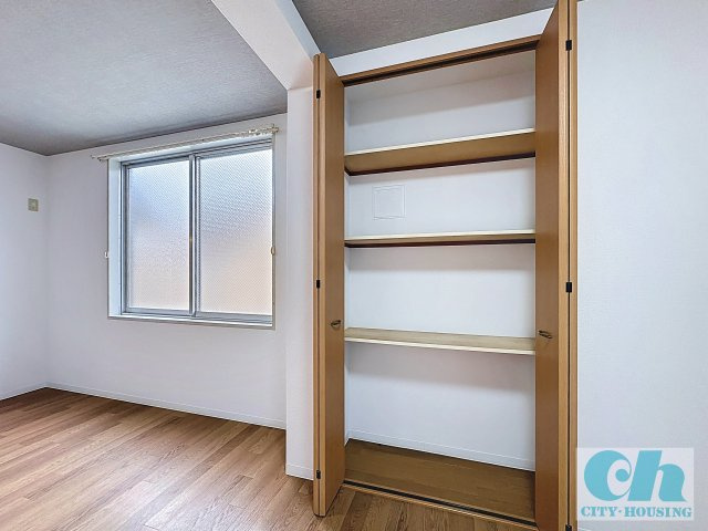 石川ビル 201号室の内装