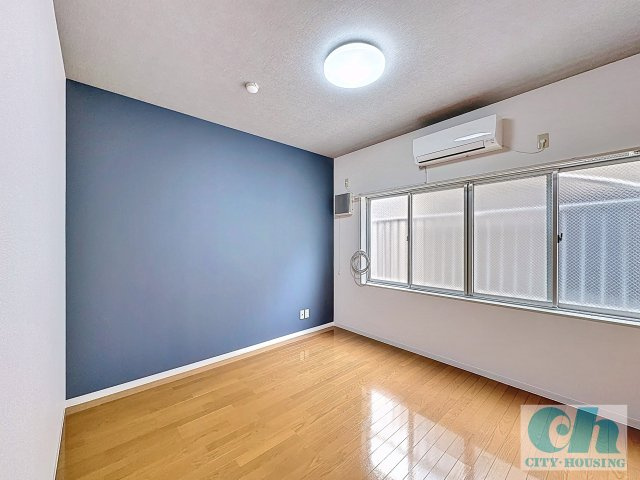 石川ビル 201号室の洋室