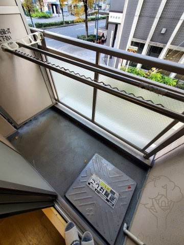 コンフォール南森町のバルコニー