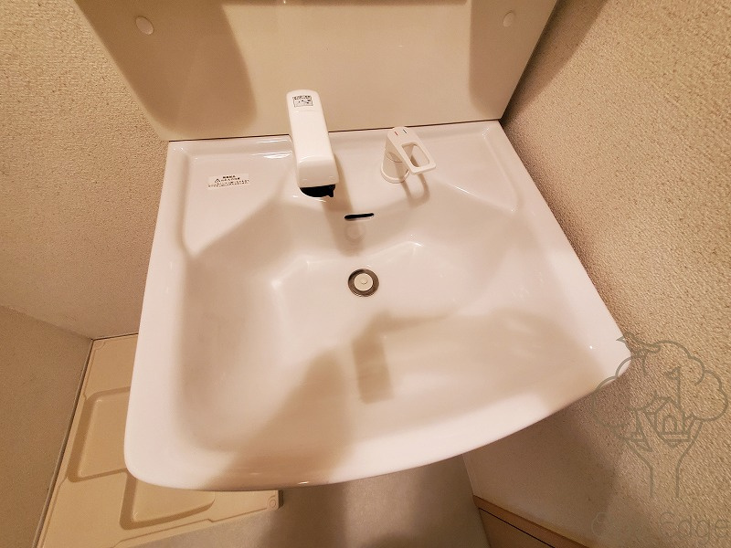 コンフォール南森町の独立洗面台