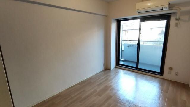 プライブ都立大の居間・リビング