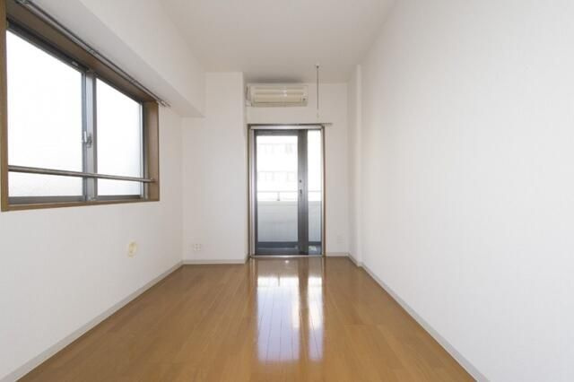 レジディア文京湯島Ⅱの洋室