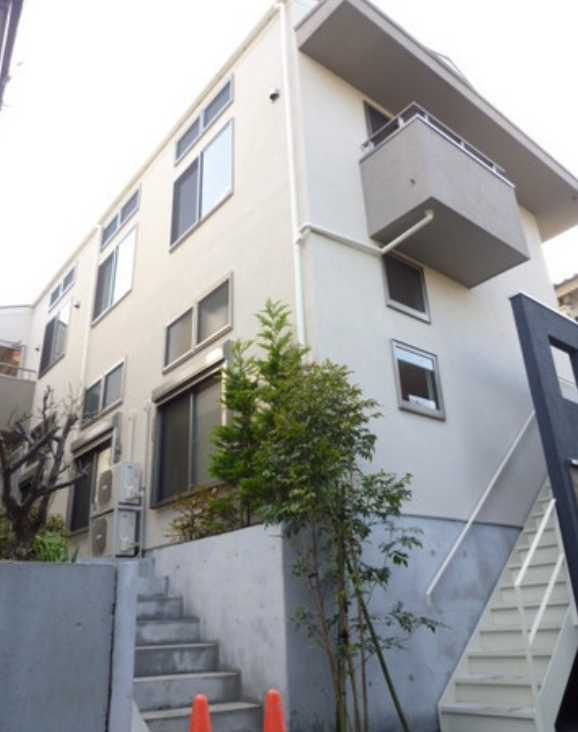 グランエッグス三軒茶屋N　デザイナーズ　ロフト　礼金０