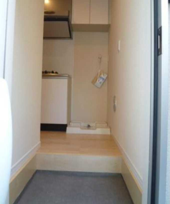 グランエッグス三軒茶屋N　デザイナーズ　ロフト　礼金０の玄関