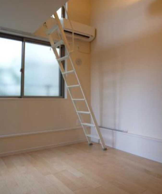 グランエッグス三軒茶屋N　デザイナーズ　ロフト　礼金０の居間・リビング