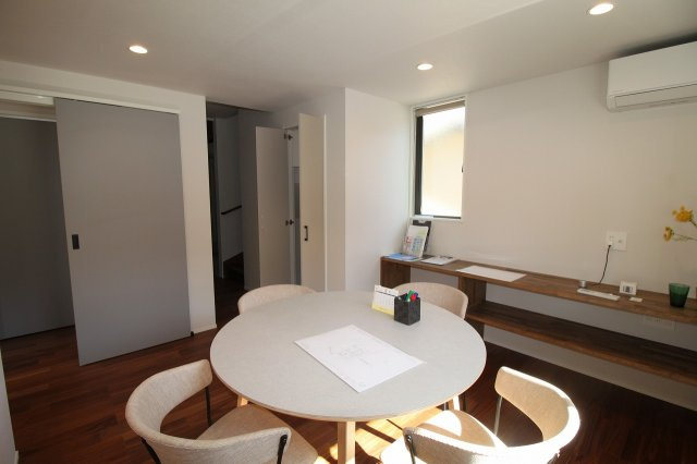 朝倉己　新築戸建　【モデルハウス】のキッチン|家具付き