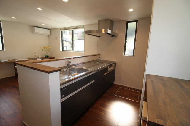 朝倉己　新築戸建　【モデルハウス】のキッチン