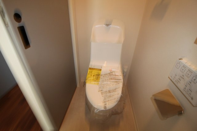 朝倉己　新築戸建　【モデルハウス】のトイレ|2Ｆ