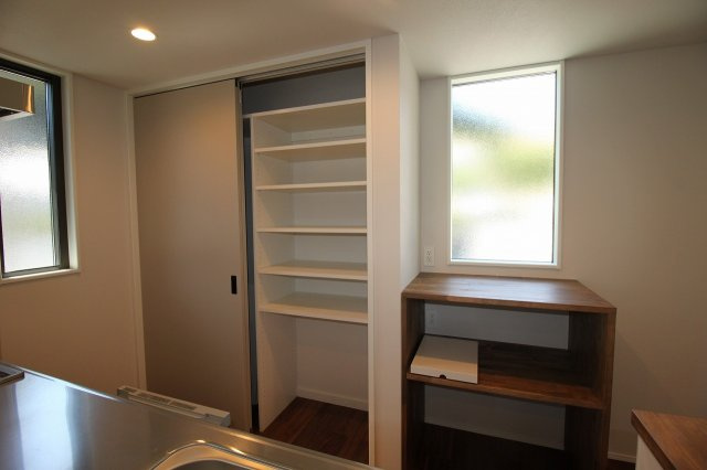 朝倉己　新築戸建　【モデルハウス】の収納|カップボード