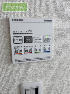 【設備】 | 地震に強い家　長期優良住宅　原木4　全2棟　1号棟 | 同仕様　施工例