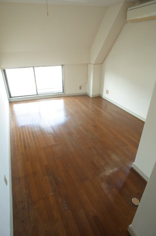 【居間・リビング】 | グランドマンション | 最上階は、ちょっと面白い間取り！