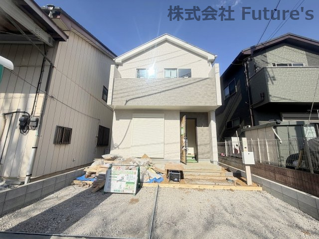 吉川市道庭1丁目　新築戸建　全1棟の外観|現地の写真になります。