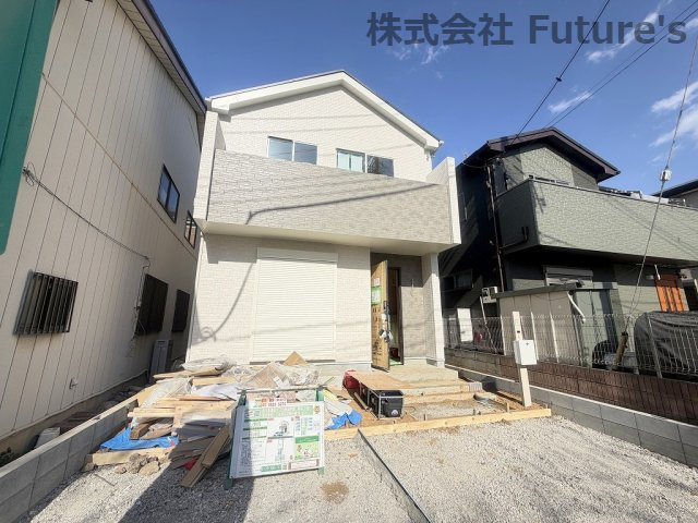 吉川市道庭1丁目　新築戸建　全1棟の外観|現地の写真になります。