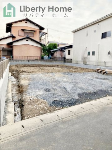 水戸市赤塚4期　新築戸建の前面道路含む現地写真