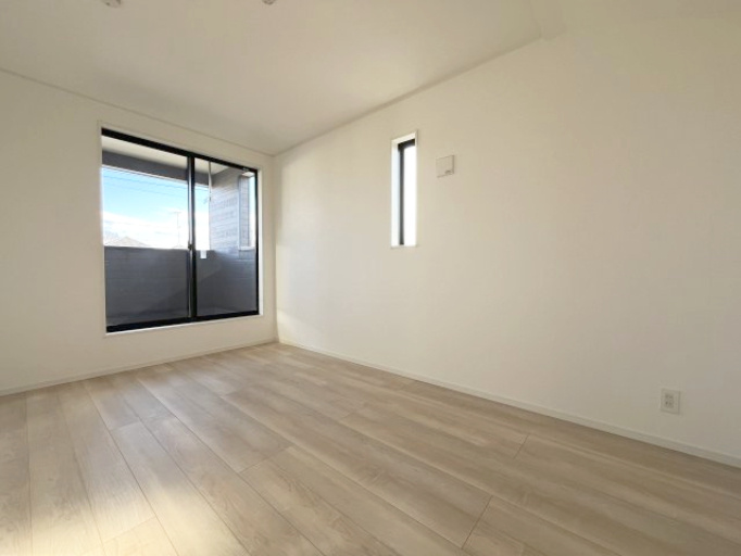 『八王子市新築戸建て』八王子市諏訪町25【仲介手数料無料】　３７期の洋室|～仲介手数料無料☆八王子ひなた不動産～　八王子市諏訪町　新築戸建て