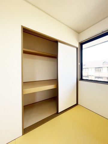 フローラリア田中　Ｂ棟の収納