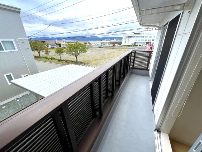 山形市嶋北2丁目16-11のバルコニー