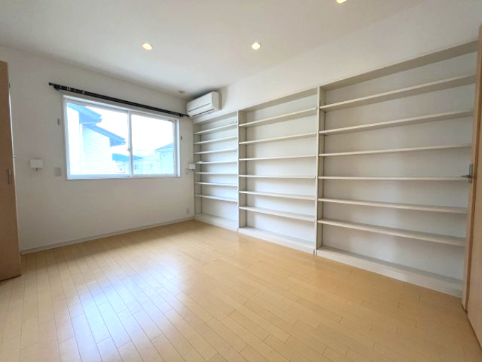 山形市嶋北2丁目16-11の寝室|寝室別アングル