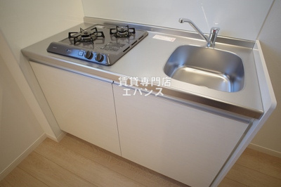 【キッチン】 | Maison calme（メゾンカルム） | コンパクトなキッチンで掃除もラクラク