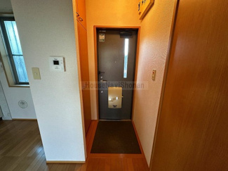 【玄関】 | ブリーズ三浦A