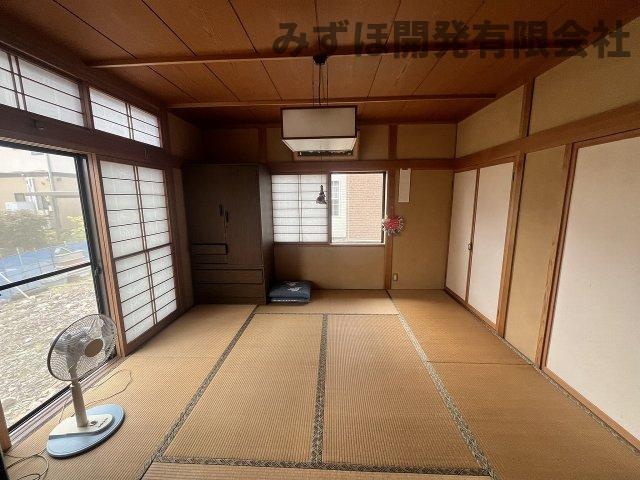 上山市四ツ谷二丁目5-23-37の和室|明るい和室です