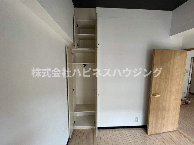 INSURANCE(インシュランス) BLDG.(ビルディング) Ⅸ(ナイン)船橋の内装