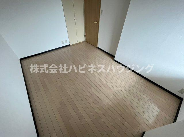 INSURANCE(インシュランス) BLDG.(ビルディング) Ⅸ(ナイン)船橋の内装