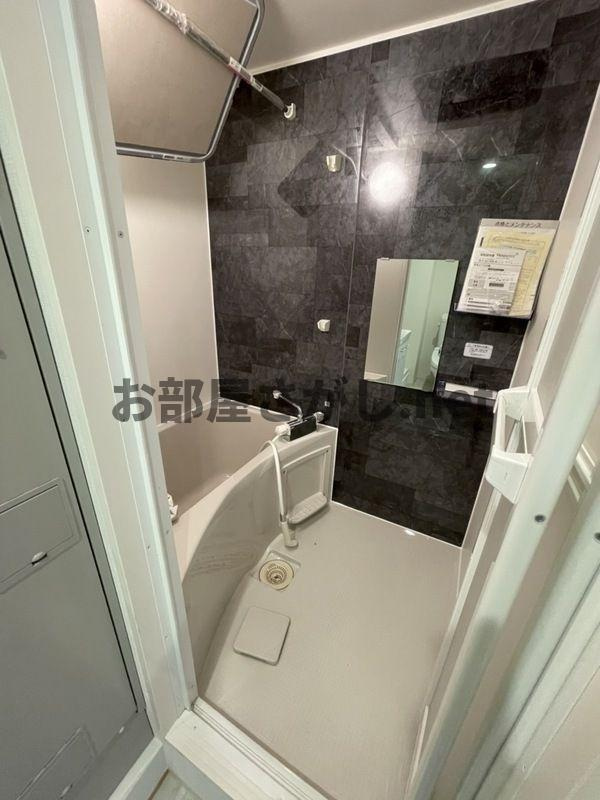 nobliss中野【ペットOKの築浅デザイナーズ／12月中旬入居可能】の浴室