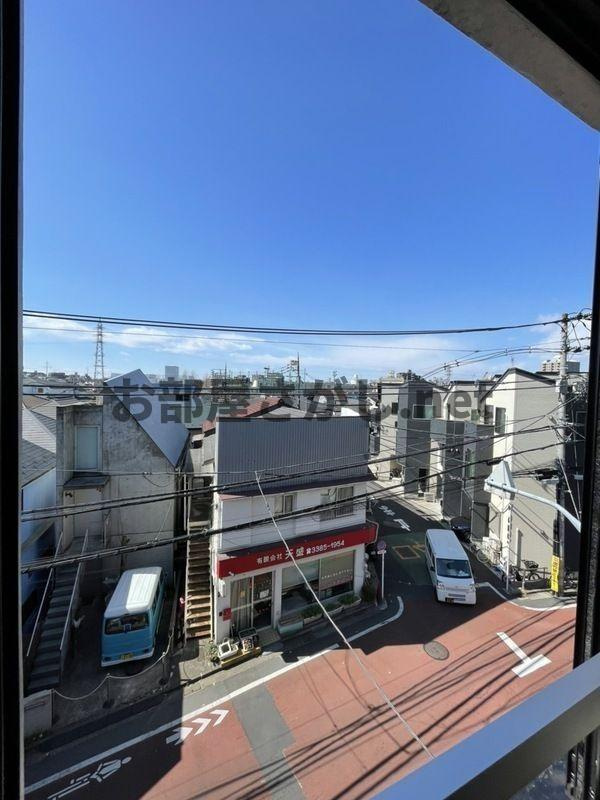 nobliss中野【ペットOKの築浅デザイナーズ／12月中旬入居可能】の展望