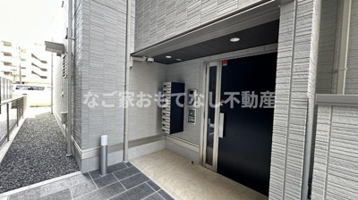 【エントランス】 | ルヴィータ栄生