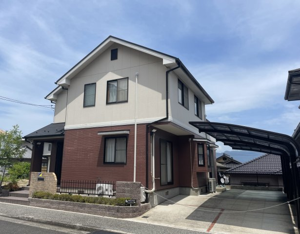 【外観】 | 仁保南のキレイな中古戸建て！ | 戸建住宅が立ち並ぶ一角新しい街での新しい暮らし。家族が想いを寄せ合い愛情を育む我が家。ここから始めてみませんか。