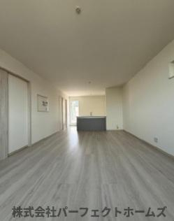 【居間・リビング】の画像