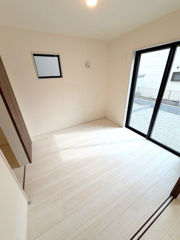あきる野市野辺　全２棟　新築分譲の洋室
