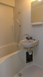 【浴室】 | シオミプラザセブン | 別のお部屋の写真です。