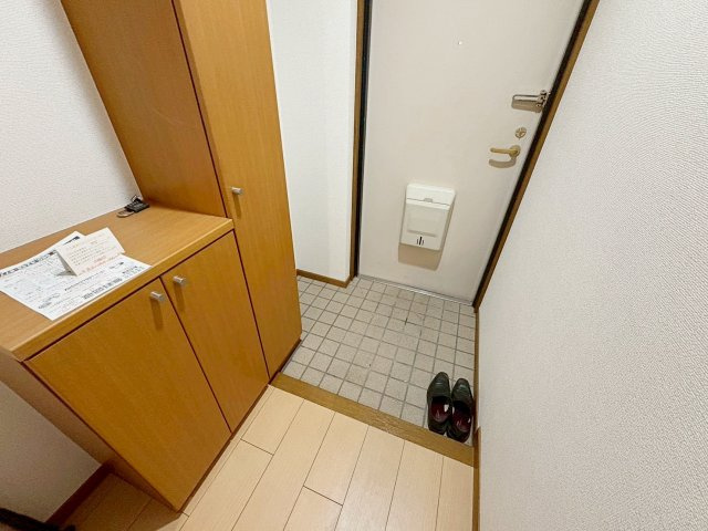 ハーティス宝塚Ⅱの玄関