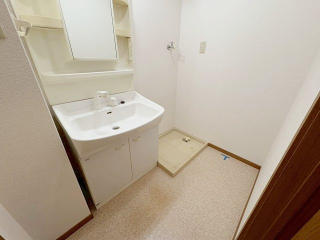 ハーティス宝塚Ⅱの洗面所