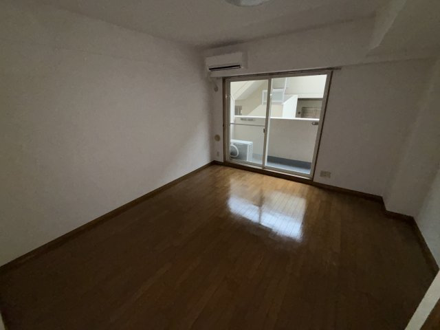 マリンガーデン妙典 A棟の居間・リビング