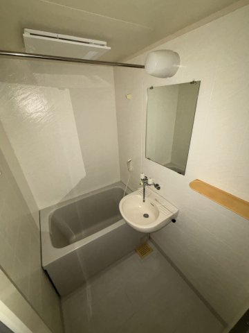 マリンガーデン妙典 A棟の浴室