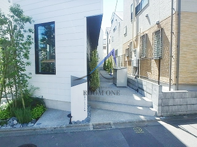 祖師谷アパートメントEのエントランス|エントランスです。