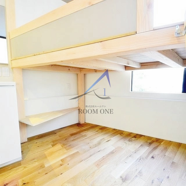 祖師谷アパートメントE